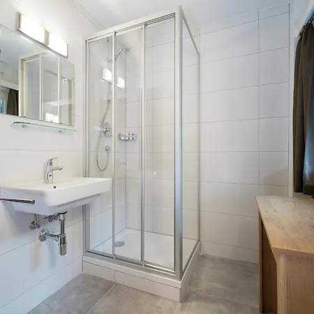 In Wald Near Zillertal Arena Dağ evi Konigsleiten